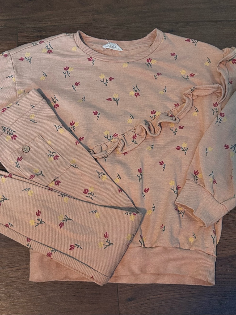 5 for $20! Jessica Simpson Peach Floral Ruffle Set